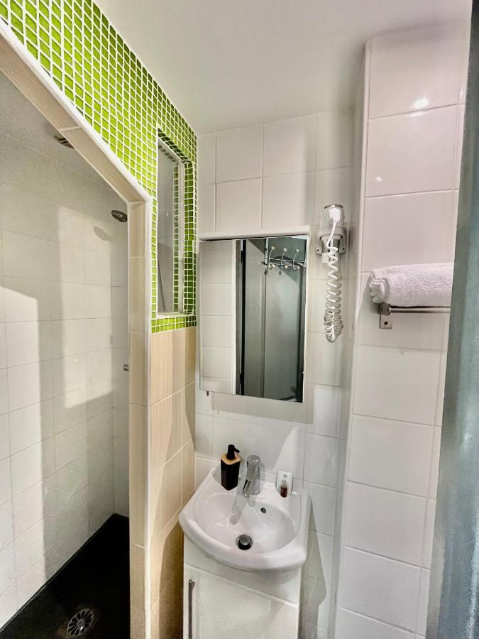 L'Oasis Montparnasse Hotel Paris Exterior photo