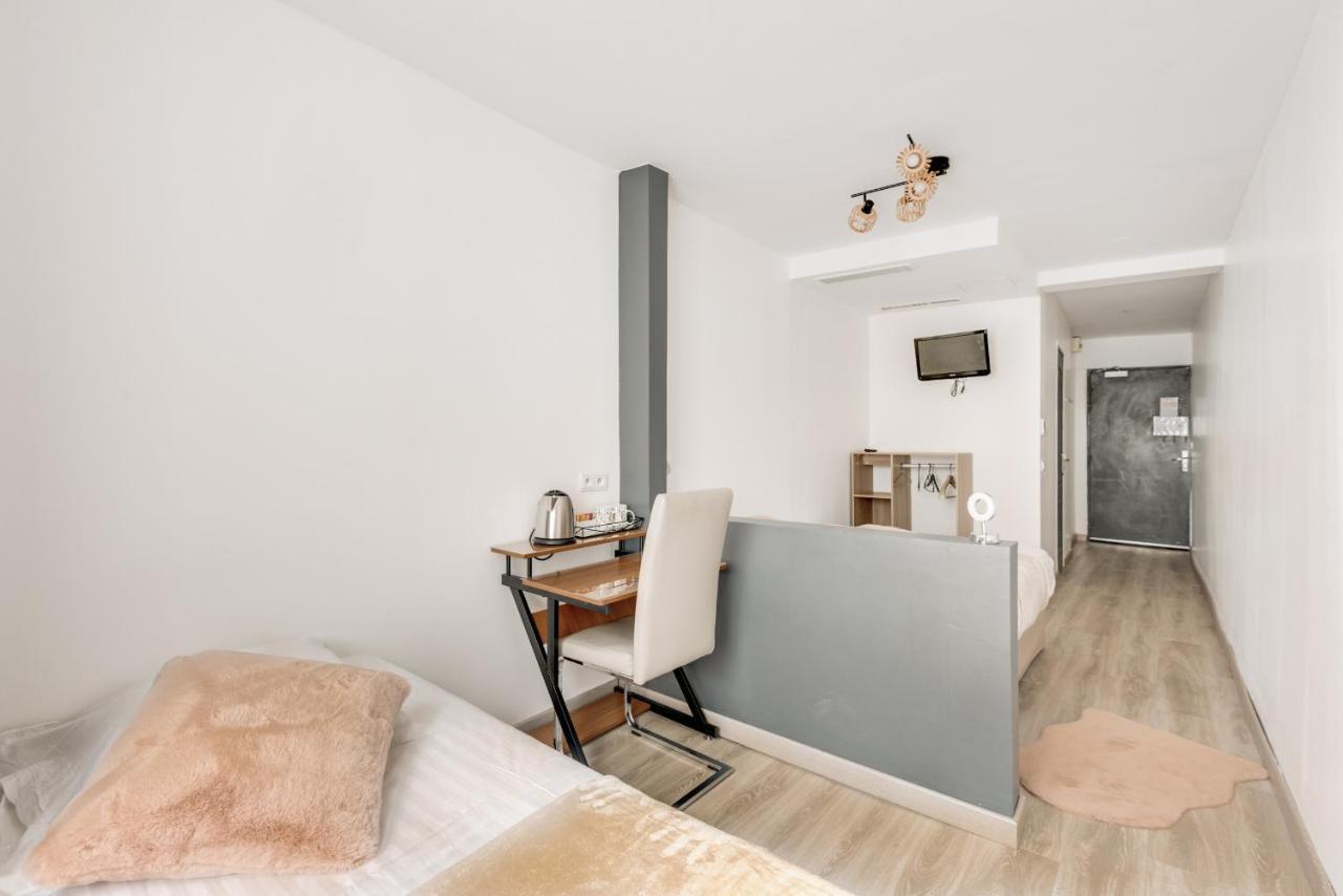 L'Oasis Montparnasse Hotel Paris Exterior photo